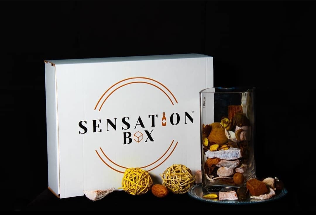 Saveurs Partagées <i class="rhicon rhi-arrow-circle-right floatright"></i>